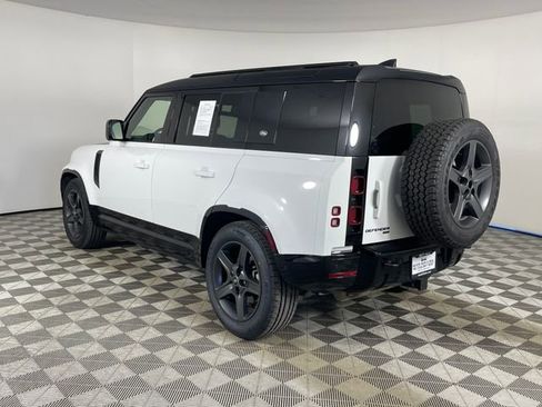 Used 2023 Land Rover Defender 110 X-Dynamic SE AWD/4WD image 23