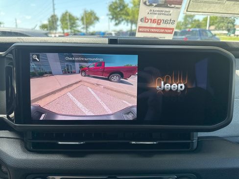 New 2025 Jeep Gladiator Sport image 67