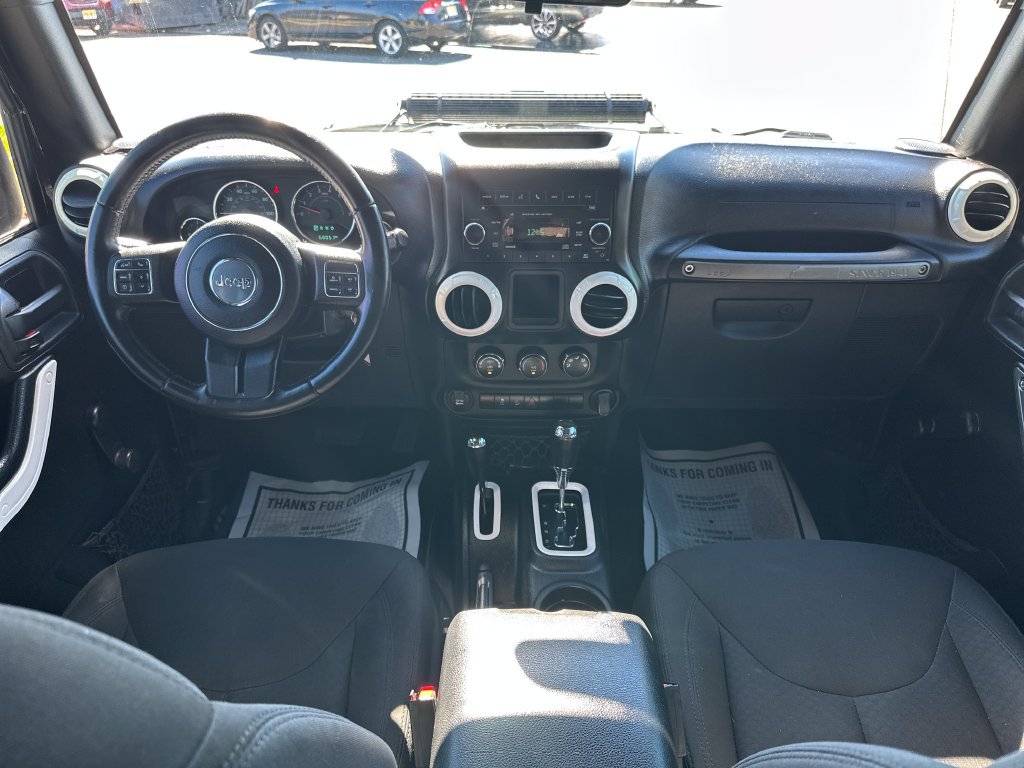 Used 2017 Jeep Wrangler Unlimited Sport w/ Connectivity Group AWD/4WD image 27