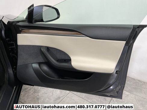 Used 2021 Tesla Model S Plaid image 47