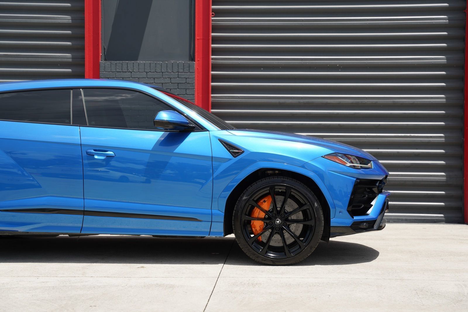 Used 2020 Lamborghini Urus AWD/4WD image 15