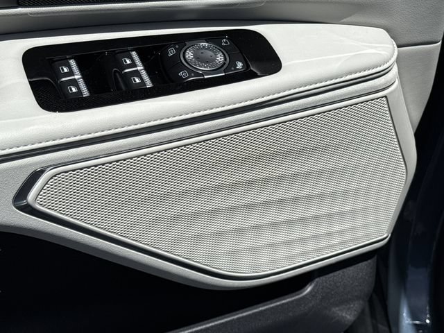 New 2026 Lincoln Nautilus Premier AWD/4WD image 29