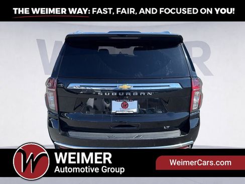 Used 2022 Chevrolet Suburban LT AWD/4WD image 6