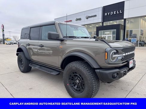 New 2026 Ford Bronco Badlands w/ Sasquatch Package AWD/4WD image 1