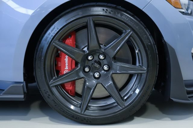 Used 2022 Ford Mustang Shelby GT500 w/ Carbon Fiber Track Pack RWD image 15