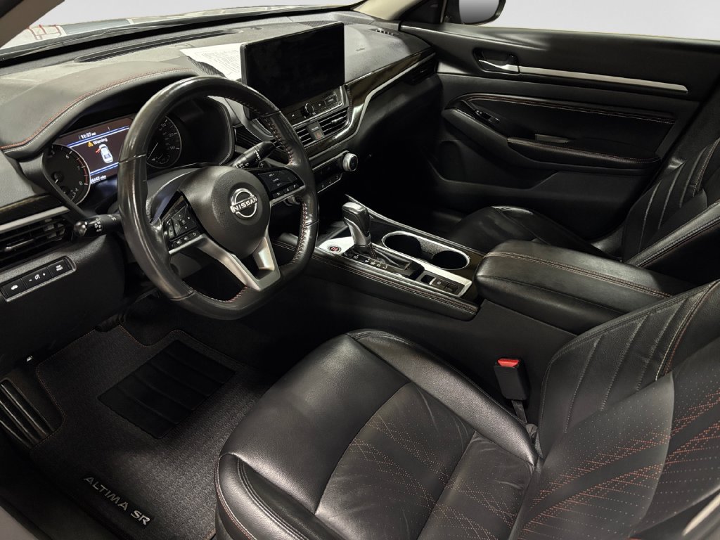 Used 2023 Nissan Altima 2.5 SR w/ SR Premium Package AWD/4WD image 30