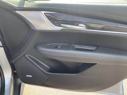 Used 2024 Cadillac XT5 Premium Luxury image 33