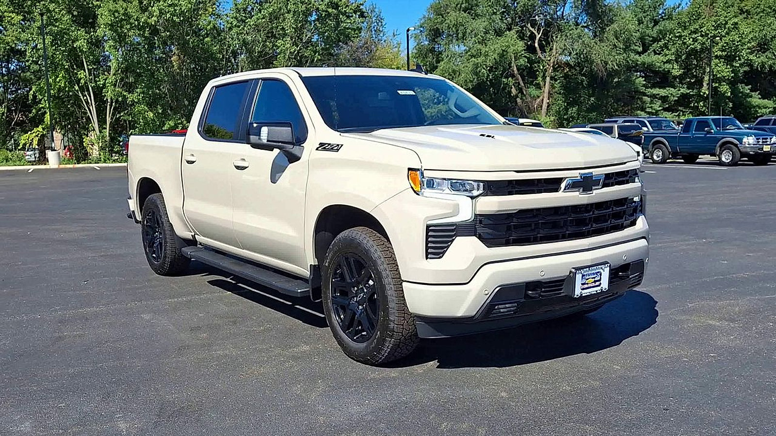 New 2026 Chevrolet Silverado 1500 RST w/ Z71 Off-Road Package AWD/4WD image 5