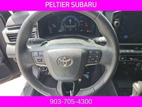 Used 2025 Toyota Camry SE w/ Multimedia Upgrade Package image 13