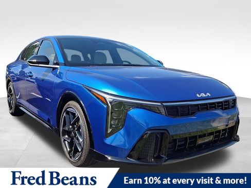 New 2026 Kia K4 GT-Line w/ GT-Line Sunroof Package FWD image 1