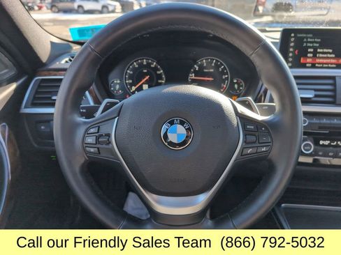 Used 2018 BMW 340i xDrive Sedan w/ Executive Package image 18