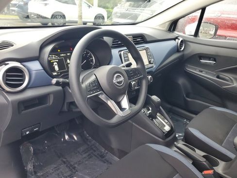 Used 2025 Nissan Versa SV w/ Trunk Package FWD image 15