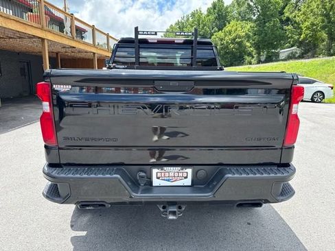 Used 2021 Chevrolet Silverado 1500 Custom Trail Boss w/ Midnight Edition AWD/4WD image 7