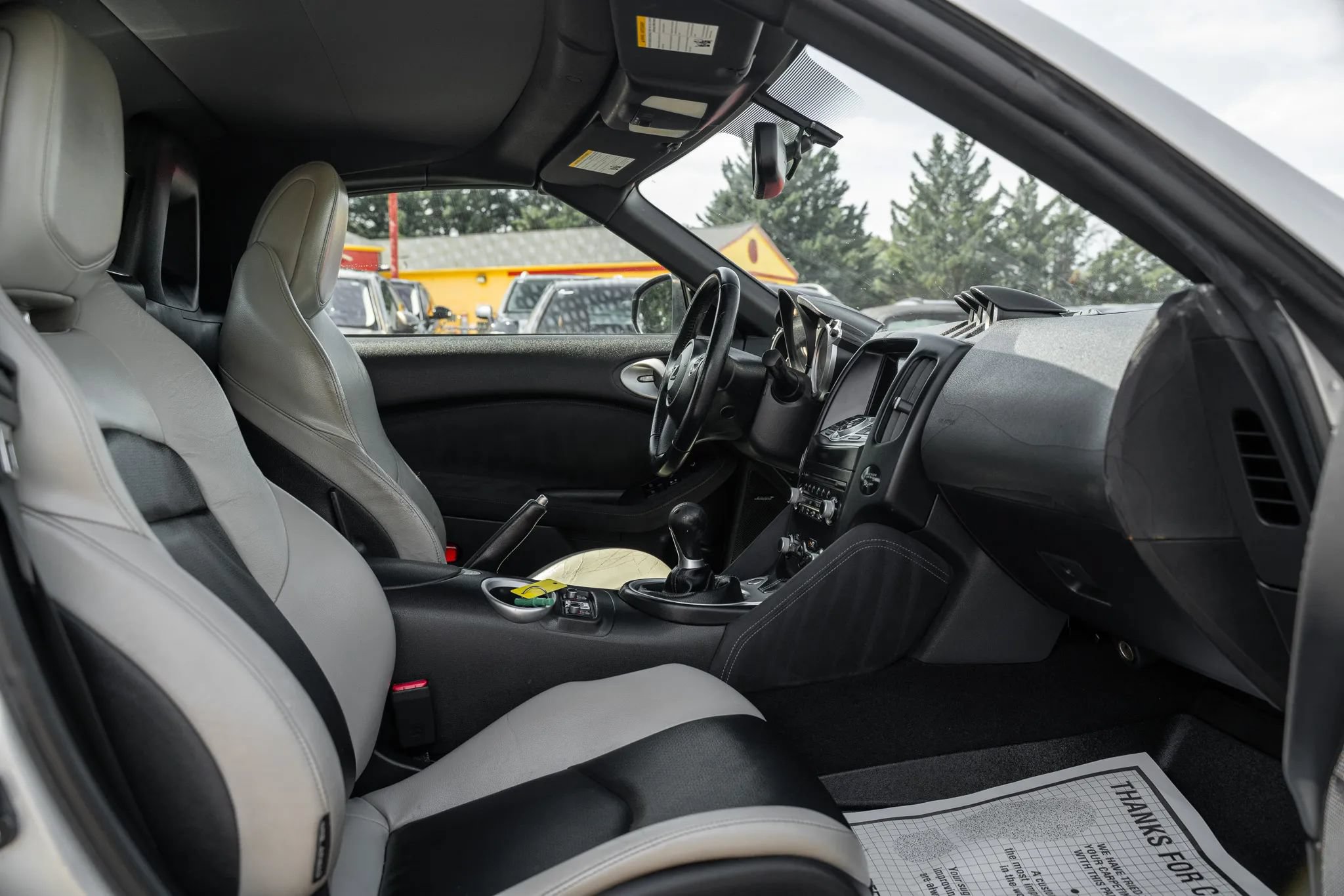 Used 2010 Nissan 370Z Touring w/ Sport Pkg RWD image 14