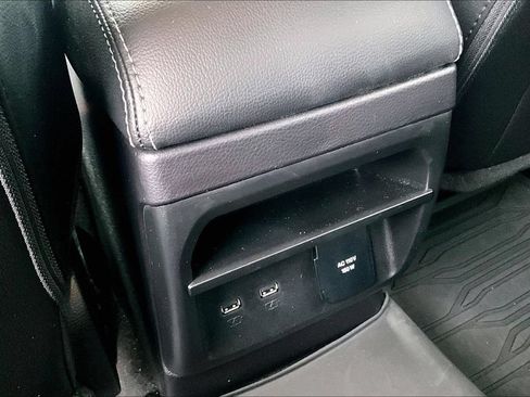 Used 2022 Ford Ranger Lariat w/ Equipment Group 501A High RWD image 11