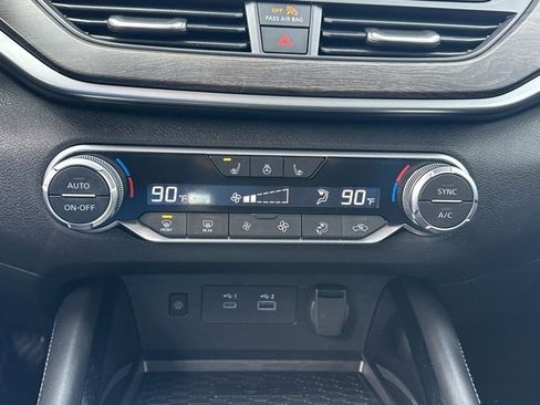 Certified 2023 Nissan Altima 2.5 SL image 37