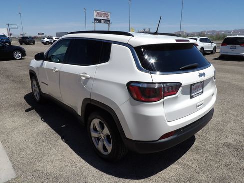 Used 2020 Jeep Compass Latitude FWD image 6