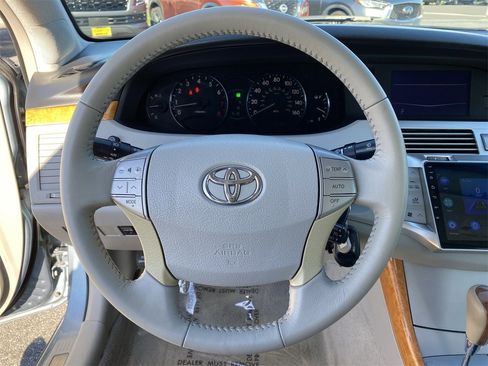 Used 2006 Toyota Avalon XLS image 29