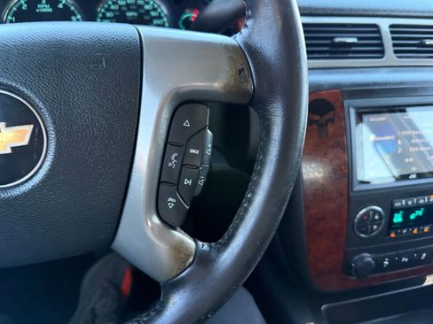 Used 2012 Chevrolet Avalanche LT w/ All-Star Edition image 27