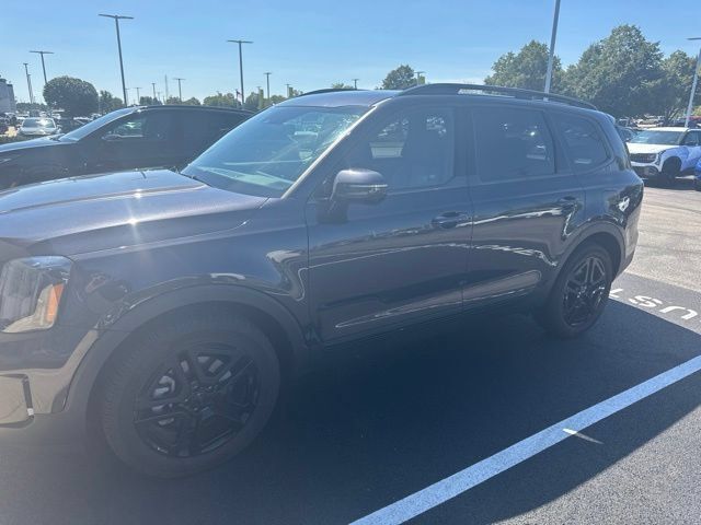 Certified 2025 Kia Telluride SX X-Line AWD/4WD image 1