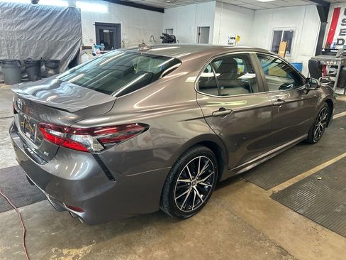 Certified 2023 Toyota Camry SE image 5