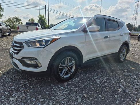 Used 2017 Hyundai Santa Fe Sport FWD image 4
