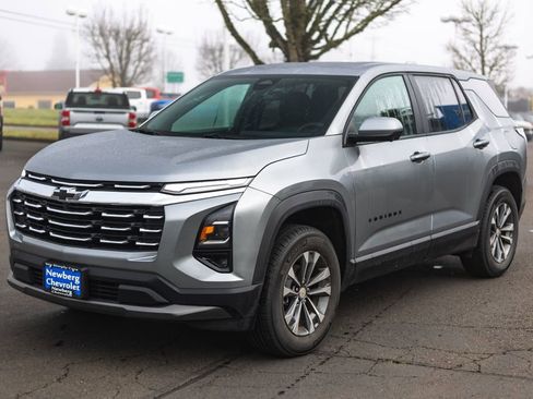 New 2026 Chevrolet Equinox LT w/ Convenience Package II image 5