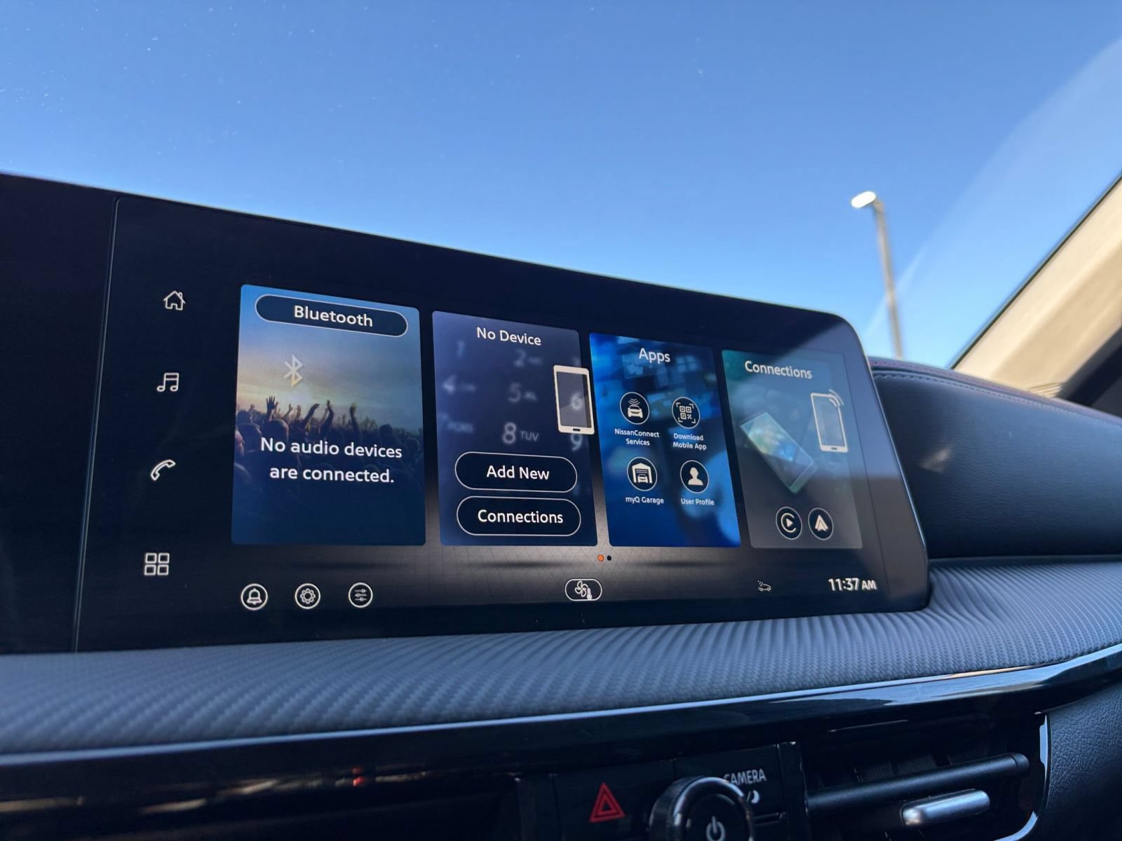 Used 2026 Nissan Kicks SR FWD image 19