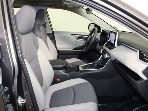 Used 2024 Toyota RAV4 XLE image 15