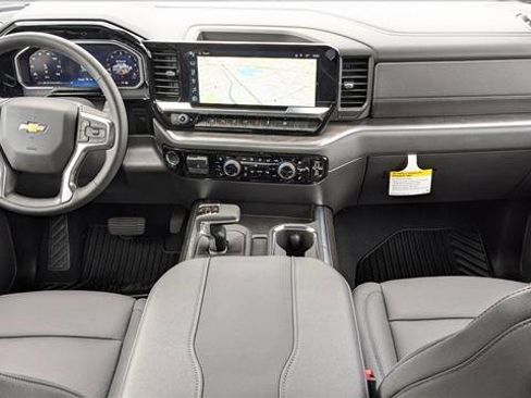 New 2026 Chevrolet Silverado 1500 LTZ w/ LTZ Premium Package AWD/4WD image 24
