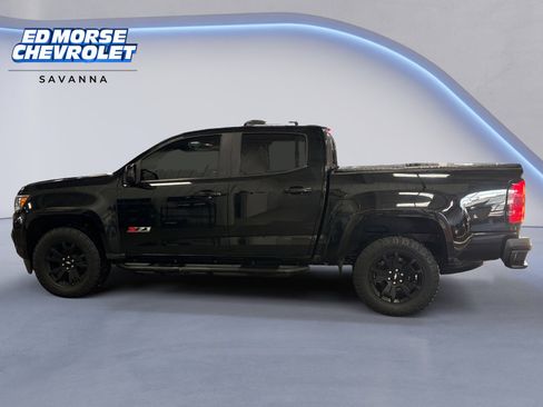 Used 2021 Chevrolet Colorado Z71 w/ Z71 Midnight Edition image 2