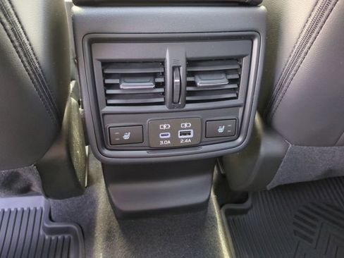 New 2026 Subaru Outback Limited AWD/4WD image 32