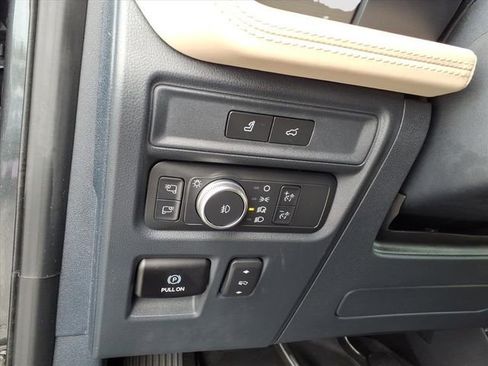 Used 2022 Ford Expedition Max Platinum image 24