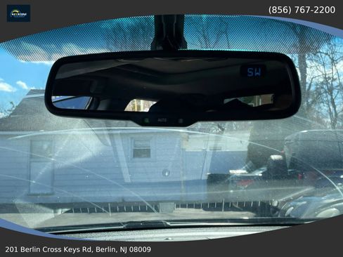 Used 2017 Toyota Camry XSE image 19