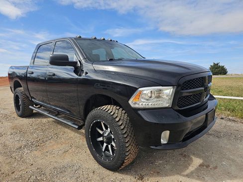 Used 2014 RAM 1500 Express w/ Black Ram 1500 Express Group image 3