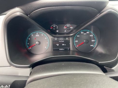 Used 2021 Chevrolet Colorado W/T RWD image 24