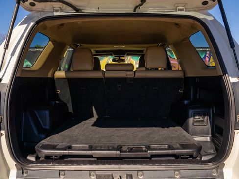 Used 2013 Toyota 4Runner Limited image 12