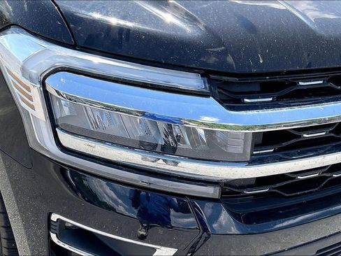 Certified 2023 Ford Expedition Limited AWD/4WD image 29