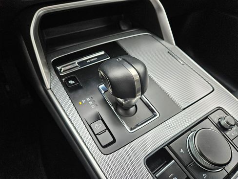 Certified 2024 MAZDA CX-90 Plug-In Hybrid w/ Preferred AWD/4WD image 27