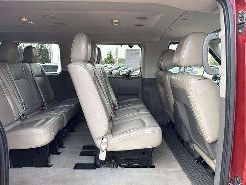 Used 2016 Nissan NV 3500 SL RWD image 13