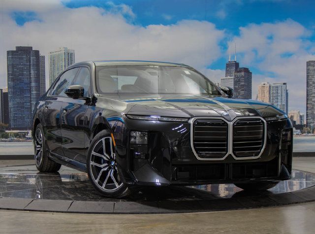 Used 2027 BMW 740i xDrive w/ Executive Package AWD/4WD image 1