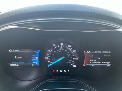 Used 2019 Ford Fusion SE image 15