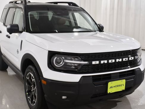 New 2026 Ford Bronco Sport Outer Banks AWD/4WD image 4