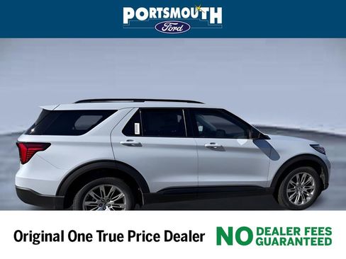 New 2026 Ford Explorer Active w/ Active Comfort Package image 7