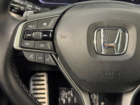 Used 2018 Honda Accord Sport image 19