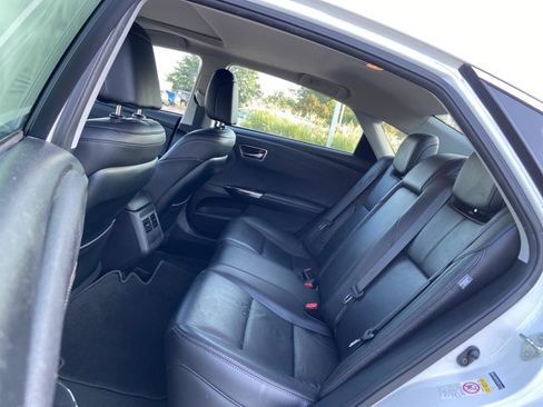 Used 2018 Toyota Avalon Touring w/ All Weather Liner Package FWD image 24