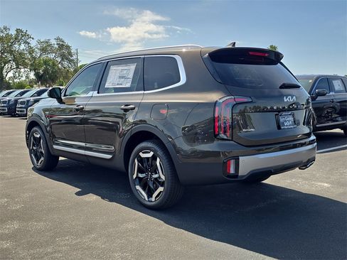 New 2025 Kia Telluride EX image 6