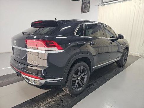 Used 2022 Volkswagen Atlas Cross Sport SEL R-Line AWD/4WD image 4