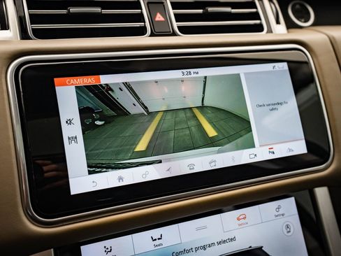 Used 2021 Land Rover Range Rover Westminster Edition image 33