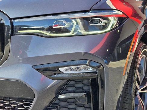 Used 2022 BMW X7 xDrive40i w/ M Sport Package image 14